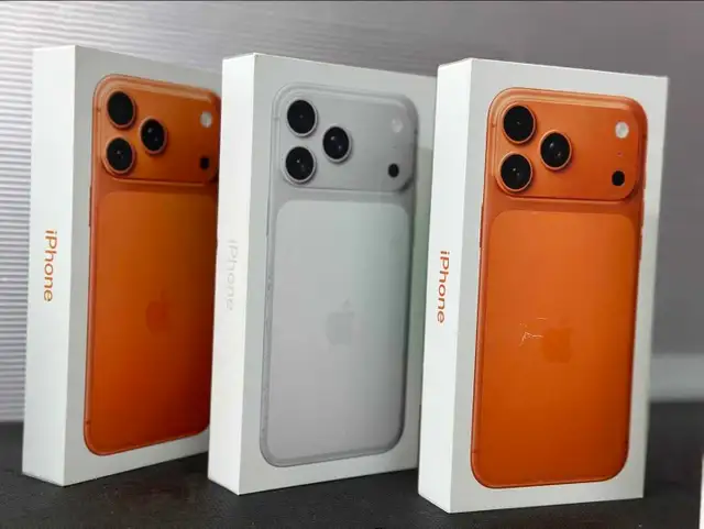 iPhone 17 Pro Max 256GB – BRAND NEW SEALED – Silver/Orange in Cell Phones in City of Toronto - Image 6