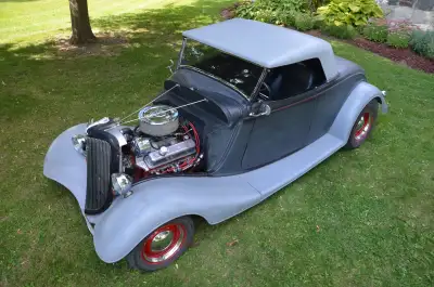 '34 Ford Rat Rod 350 Small-block Chevy, bee-bop body - Good driver!! No trades, (519) 668-4134 or ld...