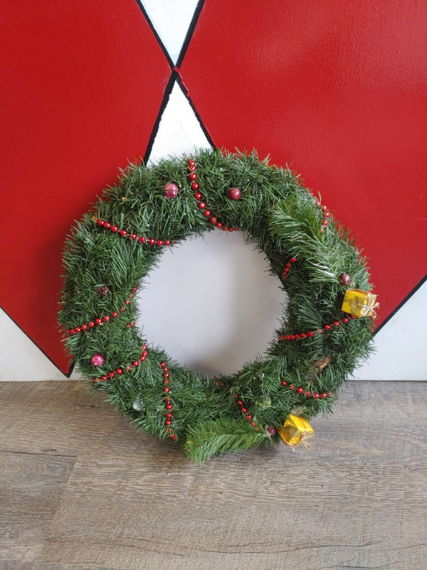 Round Artificial Greenery Wreath with Red Beads in Hobbies & Crafts in Woodstock