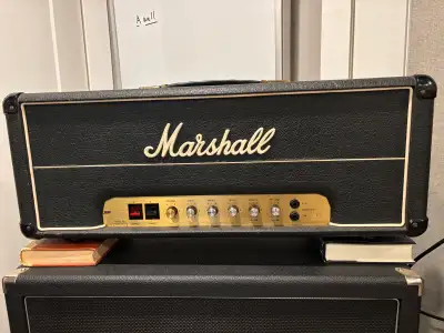 Great Sounding Marshall 2203, best one I’ve had. This was modded at one time, now returned to stock....