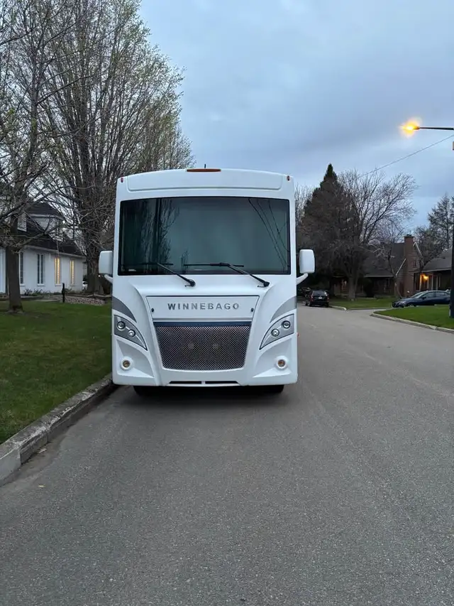 VR winnebago intent 29L 2019 in RVs & Motorhomes in Québec City - Image 4