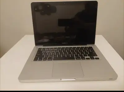  Macbook Pro Core i5 13", View more