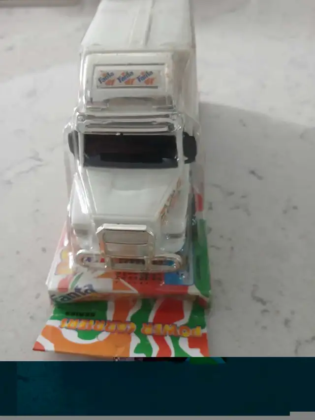 Fanta delivery truck in Arts & Collectibles in Stratford - Image 4