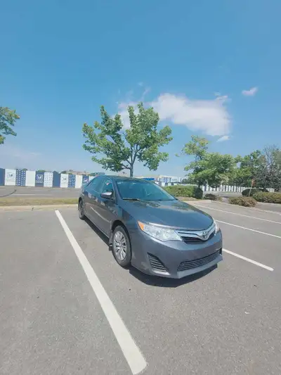 Toyota camry LE .2014 Automatic transmission,AC /BACK CAMERA / all services done on 30/april/2025 ,...