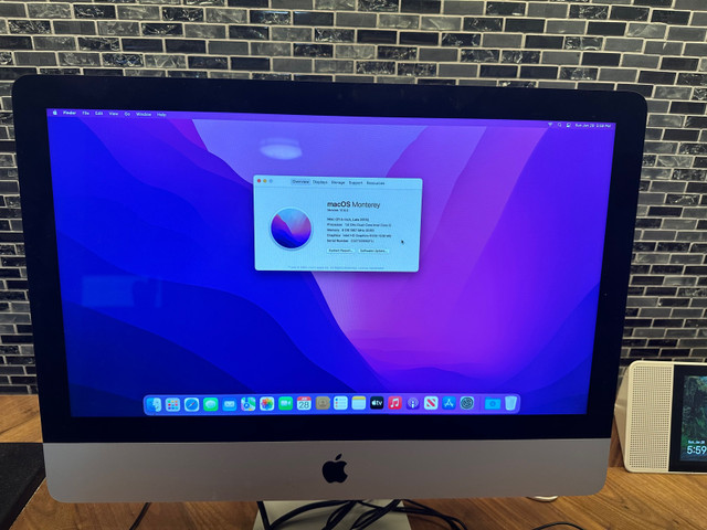 iMac 21.5 Inch Late 2015 / 1tb Solid State / 8 GB ram in Desktop Computers in Oshawa / Durham Region - Image 4