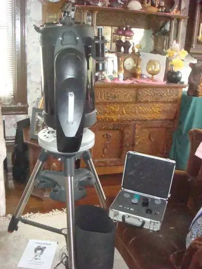 Celestron 11" CPC 1100 GoTo Computerized Telescope Eyepiece Kit, View more