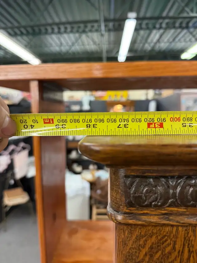 Vintage solid wood display cabinet  in Hutches & Display Cabinets in Edmonton - Image 8