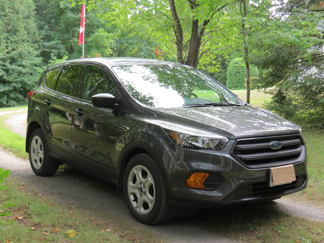 2019 Ford Escape S,  2.5 Engine in Cars & Trucks in Ottawa - Image 2