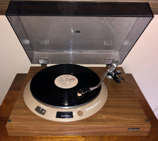 DENON DP-1000 Direct    Drive  Manual Turntable in Stereo Systems & Home Theatre in Winnipeg - Image 2