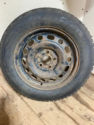 4 Toyo OBSERVE, G3 - ICE TIRES on rims , can off a Mazda but will fit a lot of vehicles. Used 4 mont...