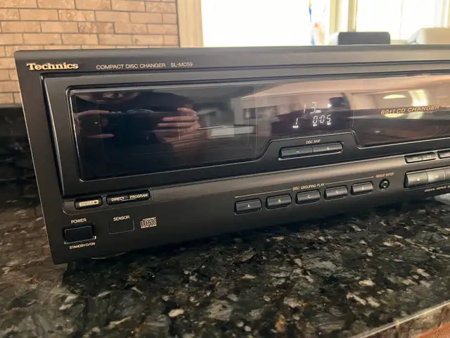 Technics SL MC59 60+1 CD Changer  in Stereo Systems & Home Theatre in Lethbridge - Image 3