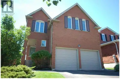 - favoured neighborhood in SW of Aurora. - Great parks and forested woodlot for walking. Popular cat...