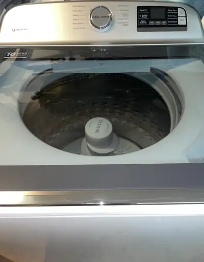 Laveuse Maytag à vendre Très grande capacité Fonctionnent parfaitement En excellente condition comme...
