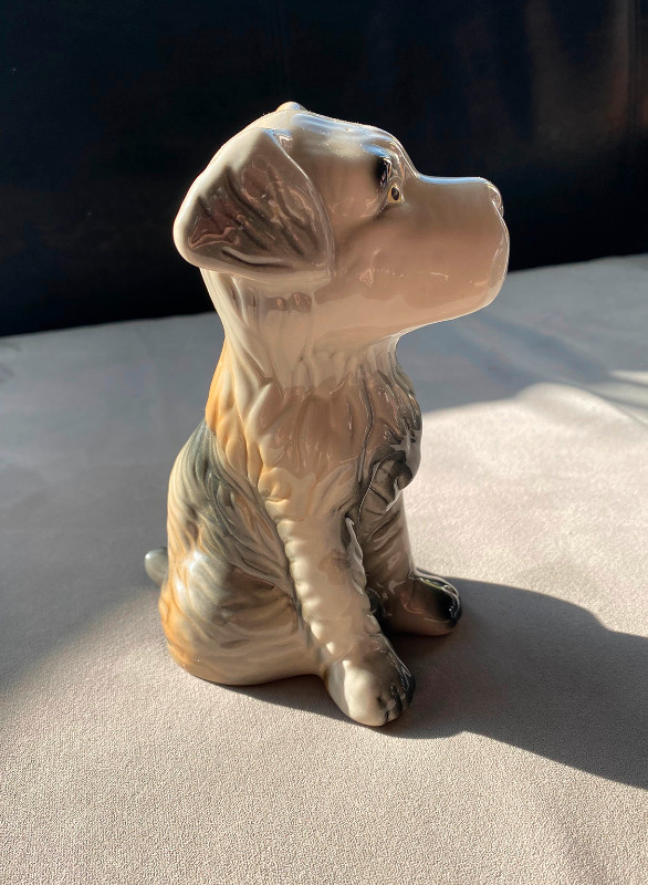 Vintage Ceramic Scott Terrier Dog Statuette 6 Inches Tall in Arts & Collectibles in City of Toronto - Image 2