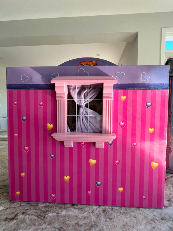 Only Hearts Club ballet studio and clubhouse in Toys & Games in Kingston - Image 2