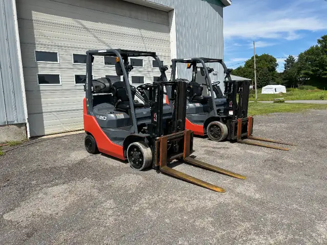 WOW!!! 2017 Toyota 8FGCU20 LPG Forklift / Lift Truck in Other in City of Toronto - Image 3