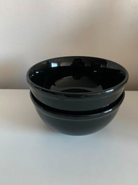 Set of 2 black ceramic noodle/soup bowls