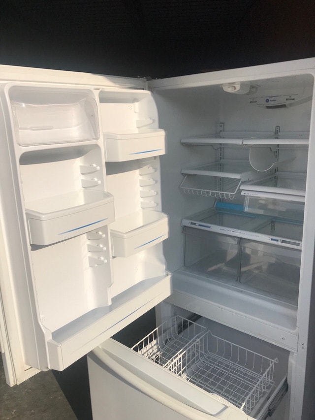 Refrigerator for sale Refrigerators Mississauga / Peel Region Kijiji