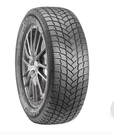 3 tires 50 $ each ; Michelin Snow tires, used one season in Newfoundland .. very good condition. I u...