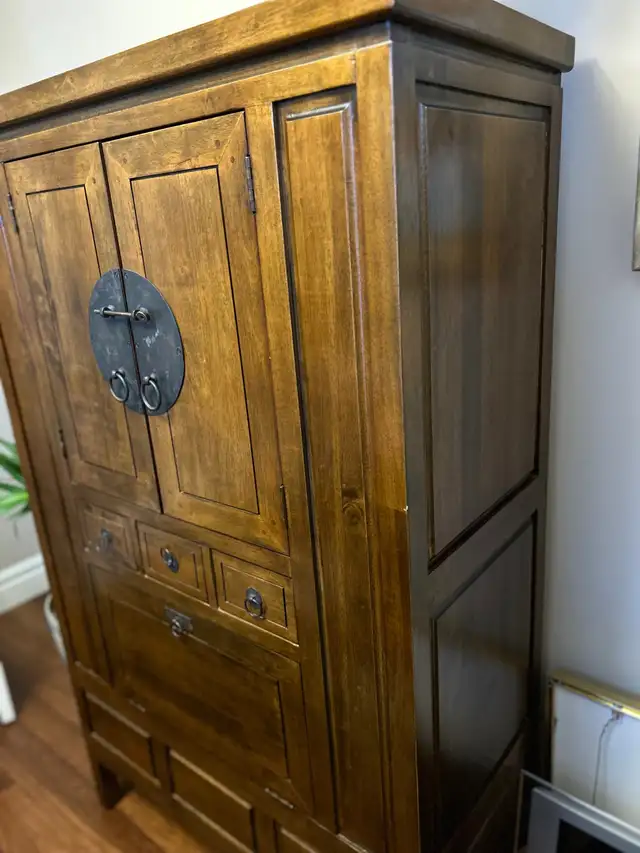 AMAZING Vintage Wall Cabinet in Hutches & Display Cabinets in Calgary - Image 3