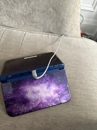 SPECIAL Nintendo 3DS XL Galaxy edition, View more