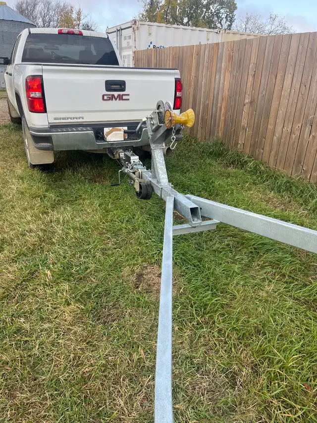 Road Runner Boat Trailer, 21ft to 24ft boat in Powerboats & Motorboats in Regina - Image 6