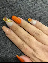 Certified Acrylic and Gel Nail Training