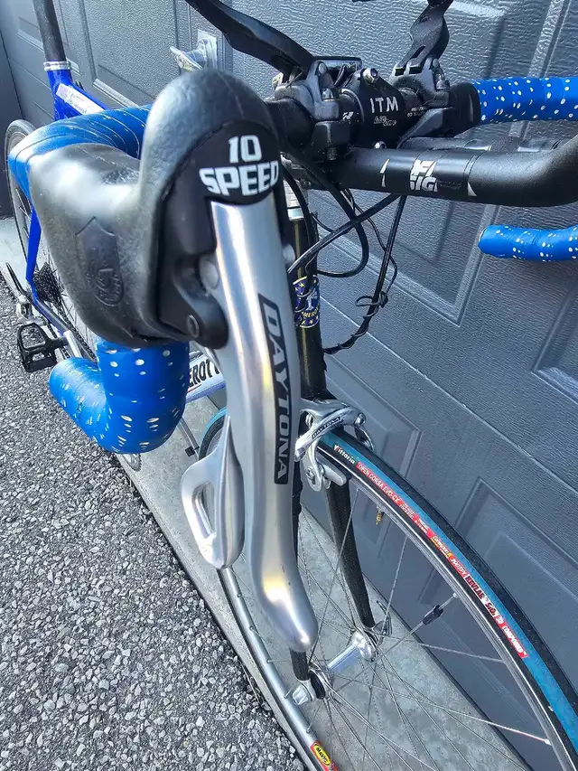 cramerotti mendola road bike  in Road in City of Toronto - Image 7