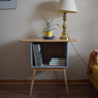 Vinyl Storage table made with reclaimed wood
