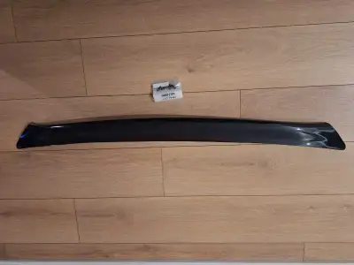 Je vend un bouclier anti insecte profil haut pour kia sorento 2018 à 2020.