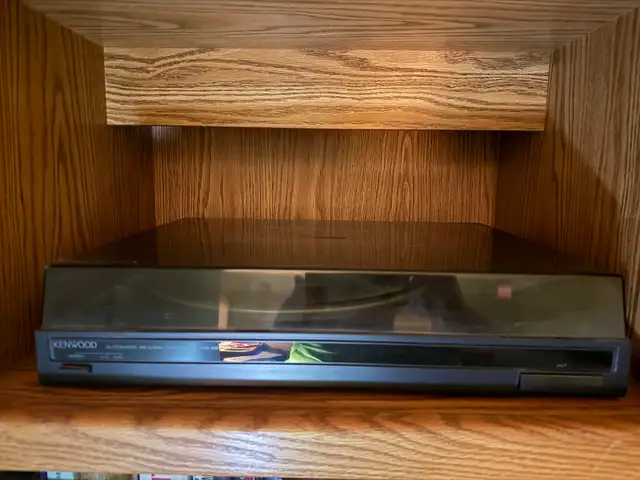 Kenwood KD-291R Fully Automatic Turntable - Great Condition in General Electronics in Mississauga / Peel Region - Image 4
