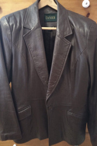 Danier leather xl / xxl brown ladies blazer