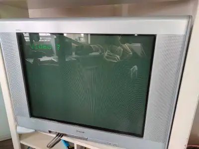 32in Sony Trinitron Wega CRT TV , View more