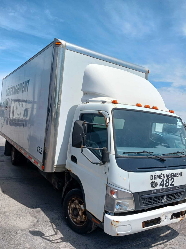 Camion 22 pieds  dans Autos et camions  à Ville de Montréal