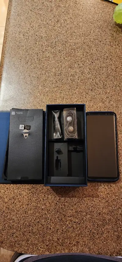 Samsung Galaxy s8 plus, View more
