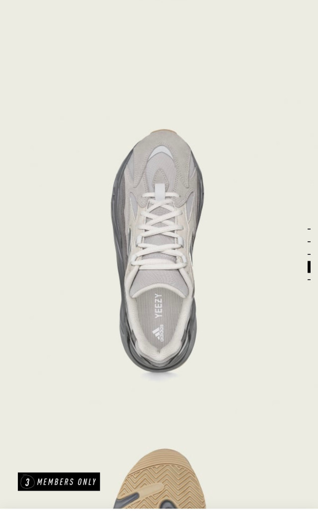 Yeezy 700 tephra v2  in Men's Shoes in Markham / York Region - Image 2