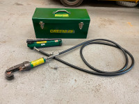 GREENLEE 707 CABLE CUTTER WITH 767 HYDRAULIC PUMP IN CASE