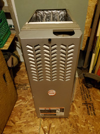 GAS FURNACE--PAYNE With Original Ductwork