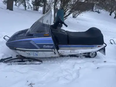 Selling my Yamaha Enticer 340 snowmobile, 1988