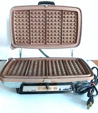 Vintage 50s-60s waffle maker General Electric