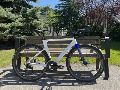 Java Fuoco Full Carbon, completed 105 groupset, white, View more