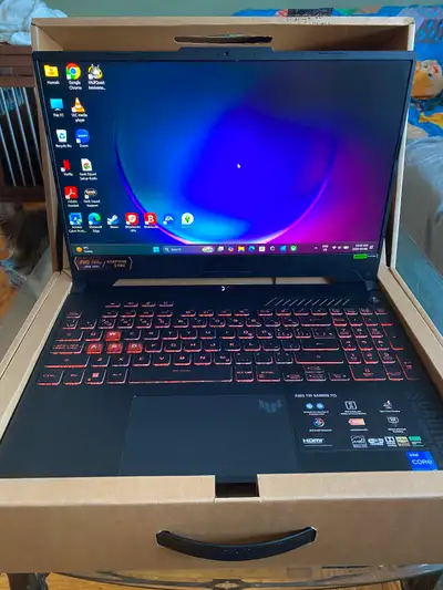 Asus tuf f15 like new, View more