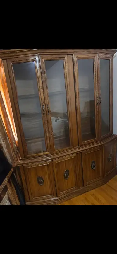 Buffet/vaisselier en bois massif, View more