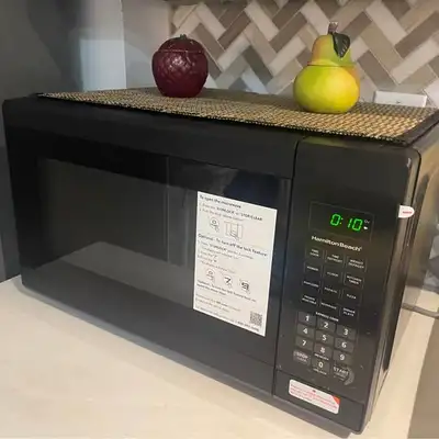 Hamilton Beach Microwave – Barely Used - MOVING SALE, View more