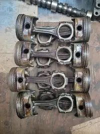 Big Block Chevy 454 connecting rods and pistons
