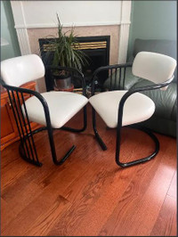 MID CENTURY MODERN CHAIRS