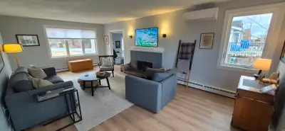 Welcome to this bright and spacious 3-bedroom home located in the desirable Fleming Heights neighbor...