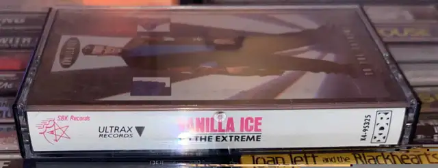 Vanilla Ice - To The Extreme - Cassette Tape Album Rap Hip Hop in CDs, DVDs & Blu-ray in St. Catharines - Image 4
