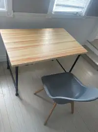 Like New IKEA KULLABERG Desk, Pine, 110x70 cm