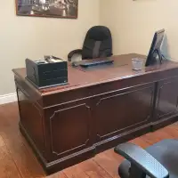 Desk Beautiful Leather Top